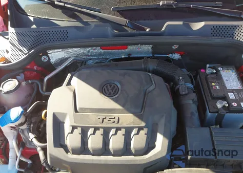 2019 Volkswagen Beetle 2.0T Final Edition Se/2.0T Final Edition Sel/2.0T S из США, поврежденный, VIN 3VWFD7AT7KM708372